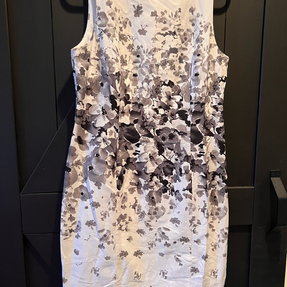 Floral Sleeveless Dress - Black and White